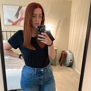 Meet your Posher, Caitlyn